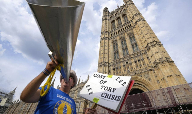 Βρετανία: Λήγει η προθεσμία για τους επίδοξους διαδόχους του Τζόνσον