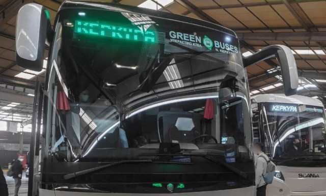 Γέννησε μέσα στο λεωφορείο του ΚΤΕΛ Κέρκυρας, στα διόδια Κιάτου