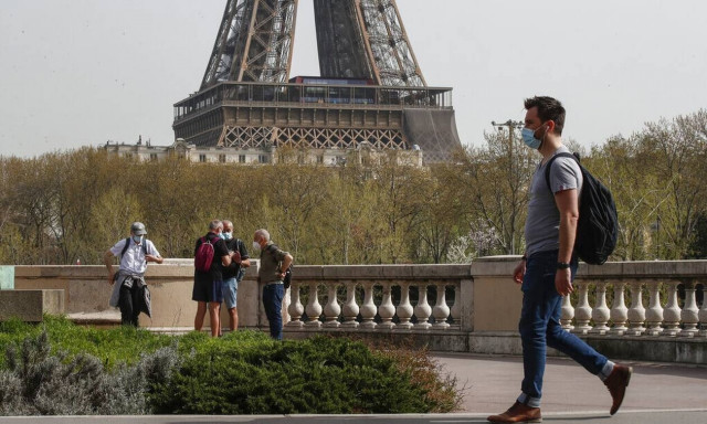 Νέο κύμα κορονοϊού στη Γαλλία: Πάνω από 127.000 κρούσματα και 104 θάνατοι σε 24 ώρες