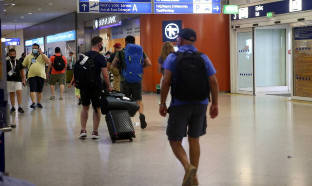 Αισθητά μικρότερες οι καθυστερήσεις στα ελληνικά αεροδρόμια