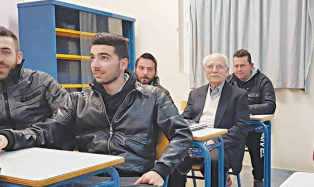 Πήρε πτυχίο από το Πανεπιστήμιο Κρήτης σε ηλικία 88 ετών