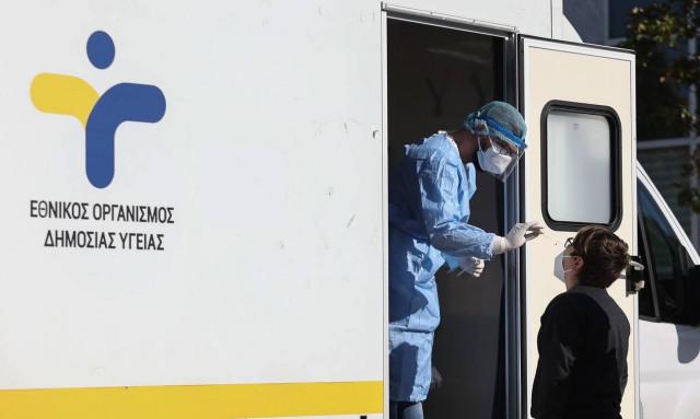 Κορονοϊός - Σαρηγιάννης: Πάνω από 300.000 τα ενεργά κρούσματα - Κορύφωση αυτή την εβδομάδα