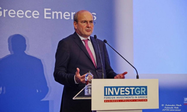 Αισιοδοξία Χατζηδάκη για μείωση ανεργίας και ανάπτυξη στην Ελλάδα