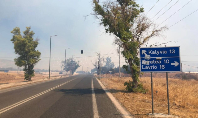 Φωτιά στη Λαυρεωτική: Το Newsbomb.gr στο πύρινο μέτωπο
