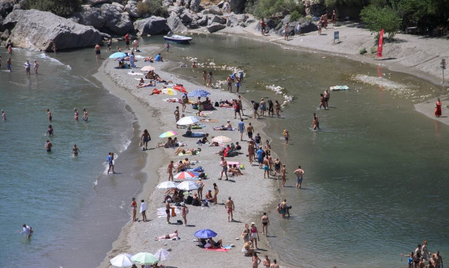 Τουρισμός για όλους: Άνοιξε η πλατφόρμα για τα ΑΦΜ που λήγουν σε 4, 5 και 6