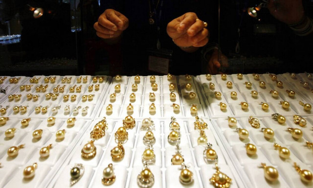 ΗΠΑ: Μυστήριο με ληστεία «μαμούθ» - Κοσμήματα 100 εκ.δολαρίων «έκαναν φτερά» απο θωρακισμένο φορτηγό