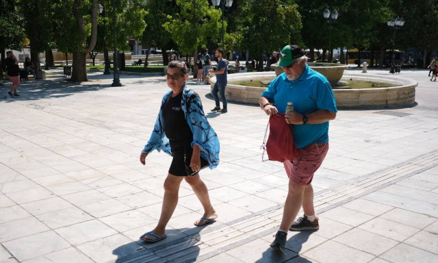 Καιρός: Βοριάδες μέχρι την Τετάρτη – Πότε έρχεται ο καύσωνας που θα φέρει μέχρι και 42αρια