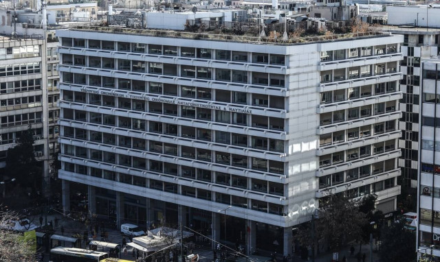 Προϋπολογισμός: Αυξημένα 11% έναντι του στόχου τα έσοδα για το εξάμηνο Ιανουαρίου-Ιουνίου