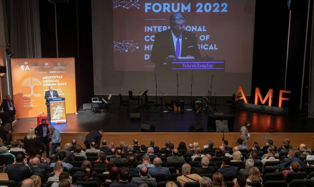 Ενθουσιασμός και συγκίνηση στο 1ο Παγκόσμιο Πανομογενειακό Ιατρικό Συνέδριο στη Θεσσαλονίκη