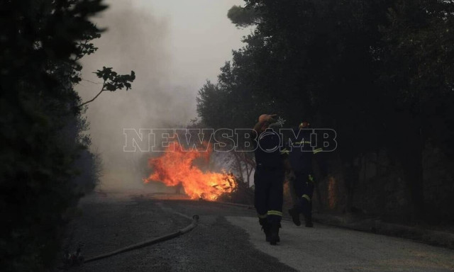 Φωτιά στην Πεντέλη: Αγωνία για το Νοσοκομειο Παίδων - Σε ετοιμότητα για άμεση εκκένωση