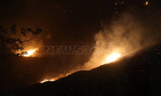 Penteli blaze burning closer to houses, as people are evacuated in several areas