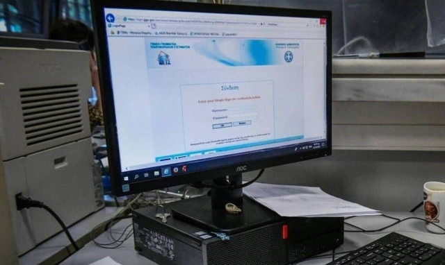 Μπαράζ φορολογικών ελέγχων προς πάσα κατεύθυνση