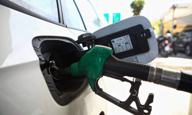 Fuel Pass 2: Τέλος Ιουλίου οι αιτήσεις - Αυξάνονται τα ποσά της επιδότησης