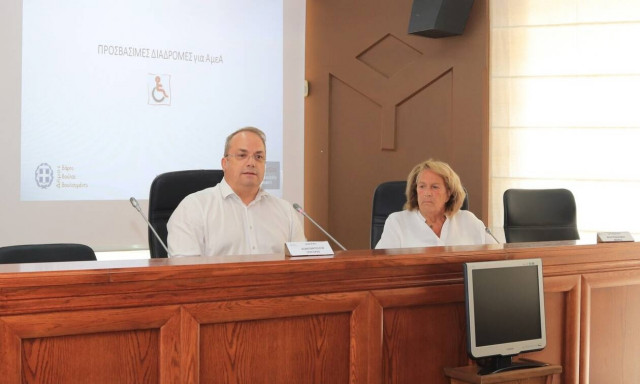 Ολοκληρωμένη μελέτη δημιουργίας προσβάσιμων διαδρομών παρουσίασε ο Δήμος Βάρης Βούλας Βουλιαγμένης