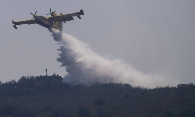 Γαλλία: Σε ύφεση το μέτωπο των πυρκαγιών στη Γαλλία και την Ισπανία 