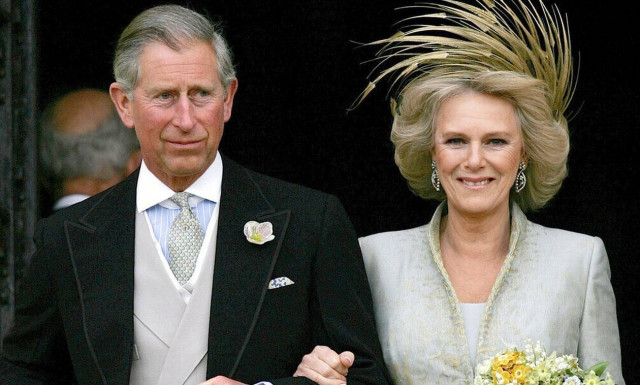 Καμίλα: Το ανάρμοστο αστείο για τον πρίγκιπα Άρτσι που «βάζει φωτιά» στο Μπάκιγχαμ