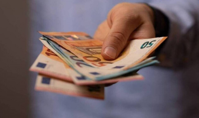 Αγωνιούν οι επιχειρήσεις της ευρωζώνης για πληθωρισμό και μισθολογικές πιέσεις