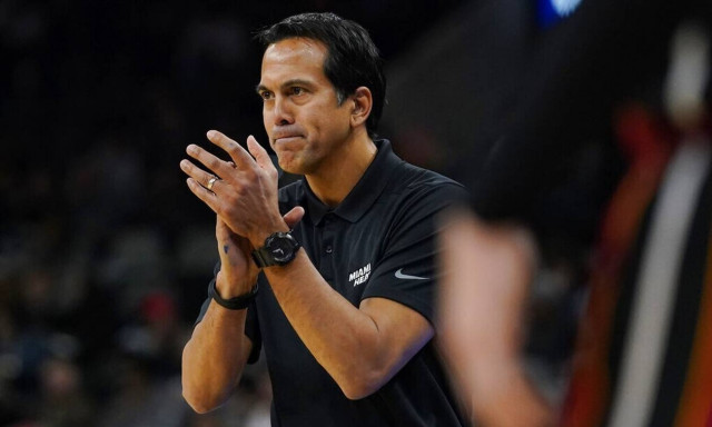 NBA: Νίκησε τον καρκίνο ο 4χρονος γιος του προπονητή των Μαϊάμι Χιτ, Έρικ Σποέλστρα