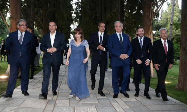 Η μεγάλη δεξίωση στο Προεδρικό Μέγαρο για την 48η Επέτειο Αποκατάστασης της Δημοκρατίας