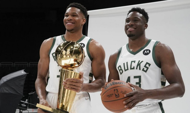 Γιάννης Αντετοκούνμπο: «Μιλάνε ελληνικά με τον Θανάση στα χαρτιά, μας κλέβουν», είπε ο Πόρτις