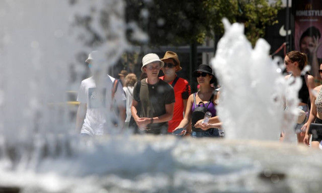Καιρός - Αρναούτογλου: Πότε υποχωρεί το κύμα ζέστης - Οι θερμοκρασίες το επόμενο 10ήμερο