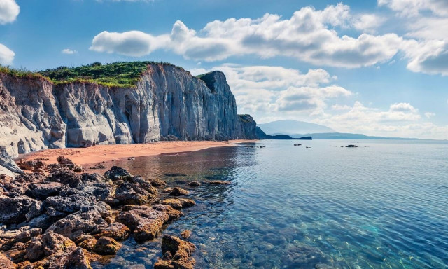 Παραλία Ξι - Κεφαλονιά: Η παραλία που κάθε χρόνο έχει γαλάζια σημαία