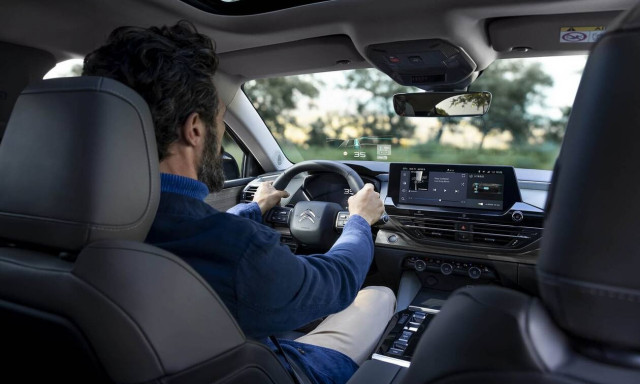 Η σούπερ άνετη ανάρτηση της Citroen C5 X