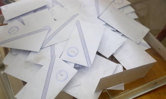 Δημοσκόπηση Marc: Προβάδισμα 9,5 μονάδων της ΝΔ έναντι του ΣΥΡΙΖΑ