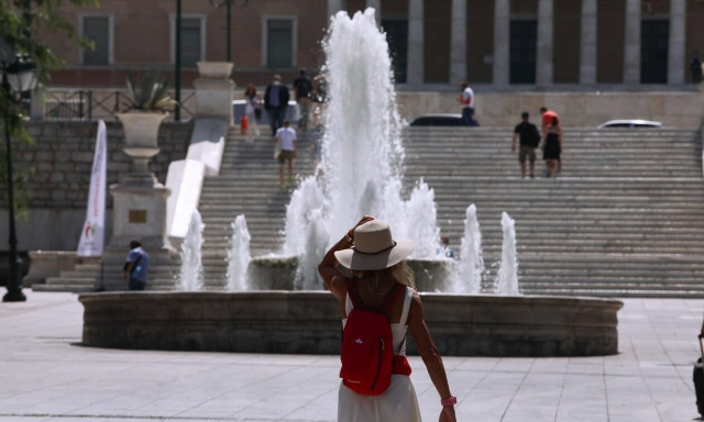 Καιρός: Θα αγγίξει τους 40 βαθμούς η θερμοκρασία - Πού και πότε θα σημειωθούν καταιγίδες