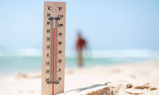 «Καίγεται» η Κύπρος: Δεν λένε να φύγουν τα 40αρια