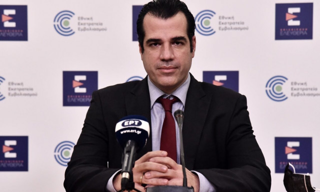 Πλεύρης: Σε αποκλιμάκωση το νέο κύμα κορονοϊού – Έρχονται επικαιροποιημένα εμβόλια