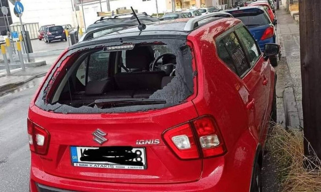 Κοζάνη: Μεγάλες ζημιές προκάλεσε το χαλάζι σε αυτοκίνητα και σπίτια