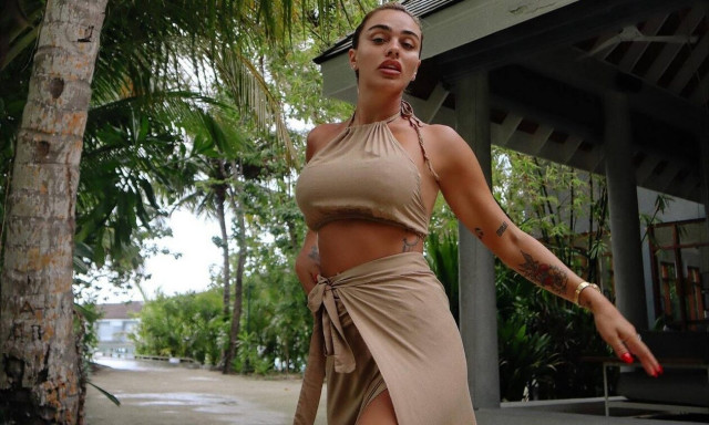 Κόνι Μεταξά: Απάντησε πόσο κόστισε το ταξίδι της με τον Μάνο Καπότση στις Μαλδίβες