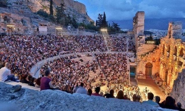 Ακυρώνεται η αποψινή παράσταση της Τόσκα στο Ηρώδειο