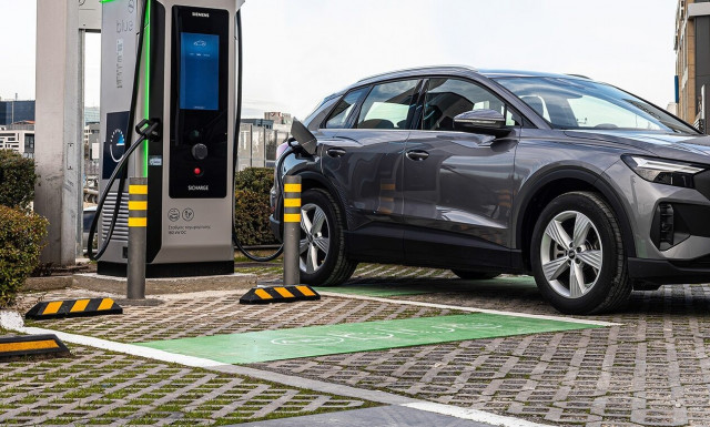 Κινούμαι ηλεκτρικά 2: Πώς θα πάρετε την επιδότηση για ηλεκτρικό αυτοκίνητο, δίκυκλο ή ποδήλατο