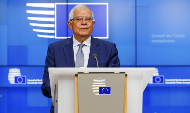 Ικανοποίηση Μπορέλ για την απόφαση του Κοσόβου να αναβάλει μέτρο που εξόργισε τους Σέρβους