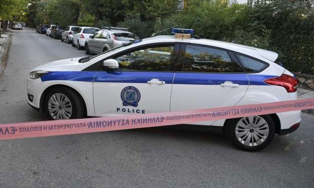 Θρίλερ στο Περιστέρι: Γυναίκα εντοπίστηκε νεκρή στο διαμέρισμα της – Αναζητείται ο σύντροφός της