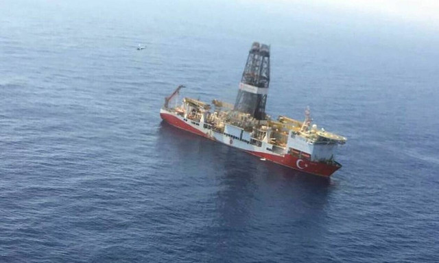 Πίσω στο λιμάνι το Αμπντουλχαμίτ Χαν: Το σχέδιο της Τουρκίας και η απάντηση της Ελλάδας