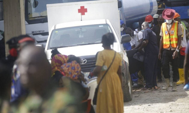 Νιγηρία: 16 νεκροί και πέντε τραυματίες σε μετωπική σύγκρουση λεωφορείου με φορτηγό