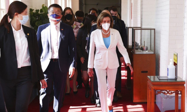 Ολοκληρώθηκε το επεισοδιακό ταξί της Νάνσι Πελόζι στην Ταϊβάν