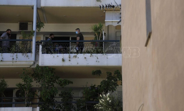 Κυψέλη: Αυτό είναι το διαμέρισμα που βρέθηκε νεκρό το ζευγάρι -  Εξετάζεται η εγκληματική ενέργεια