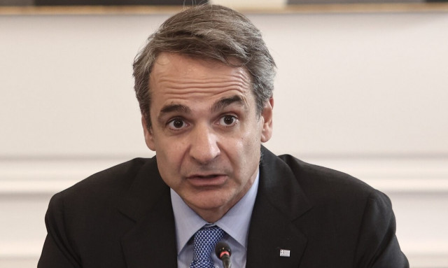 Το νέο πακέτο στήριξης, ο ενδεχόμενος ανασχηματισμός και οι δημοσκοπήσεις