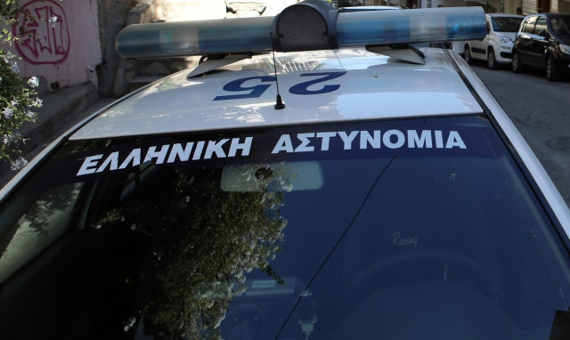 Βάρη: Συμμορία ανηλίκων λήστεψε και χτύπησε 15χρονο - Ανθρωποκυνηγητό για τον εντοπισμό τους