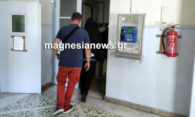 Σκιάθος: «Έχω εξάρτηση απ' το ιντερνετικό σεξ» φέρεται να δήλωσε ο πυροσβέστης