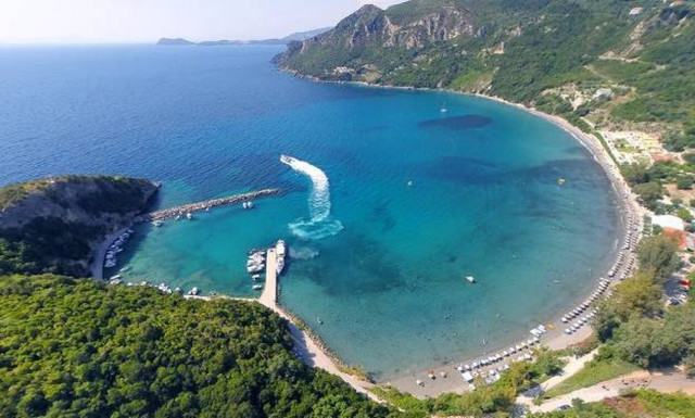 Η παραλία του Ιονίου με το όνομα Ρωμαίου στρατηγού