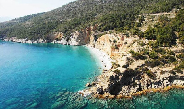 Αγκίστρι: Το Διαμάντι του Αργοσαρωνικού - «Βουτιά» στα καταγάλανα νερά