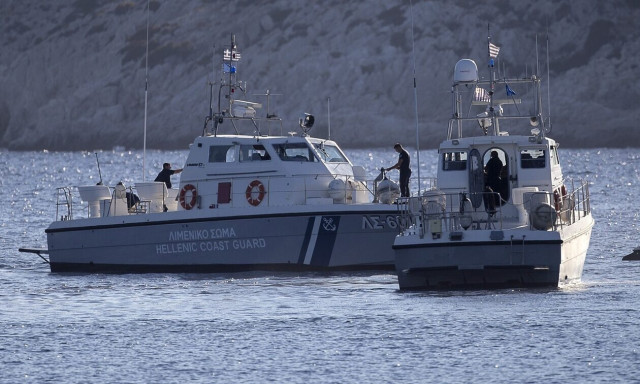 Two missing swimmers in the sea area of Legrena, Sounio