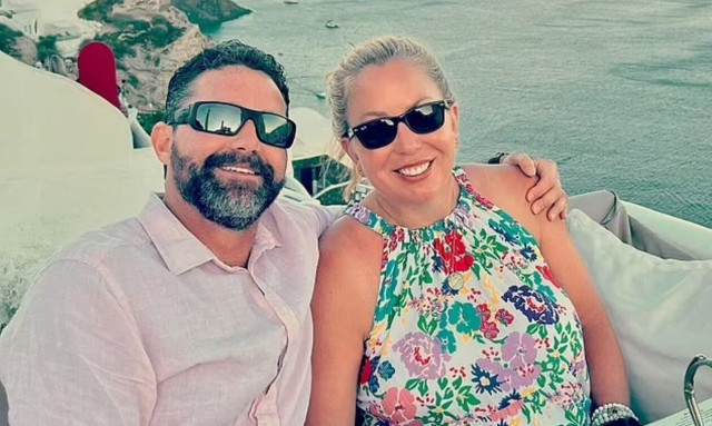 Το ζεύγος Αμερικανών που κατήγγειλε το εστιατόριο στη Μύκονο