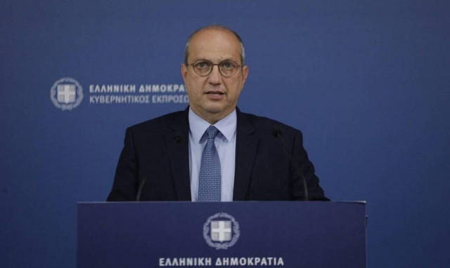 Γιάννης Οικονόμου: Δείτε live την ενημέρωση των πολιτικών συντακτών