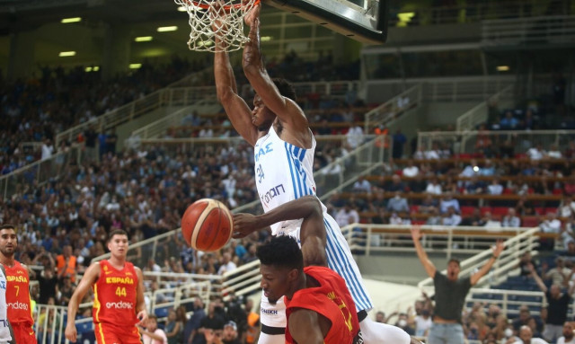 Εθνική ομάδα: Το «πάρτι» της Ελλάδας και το ρεκόρ του Αντετοκούνμπο – Τα highlights με Ισπανία